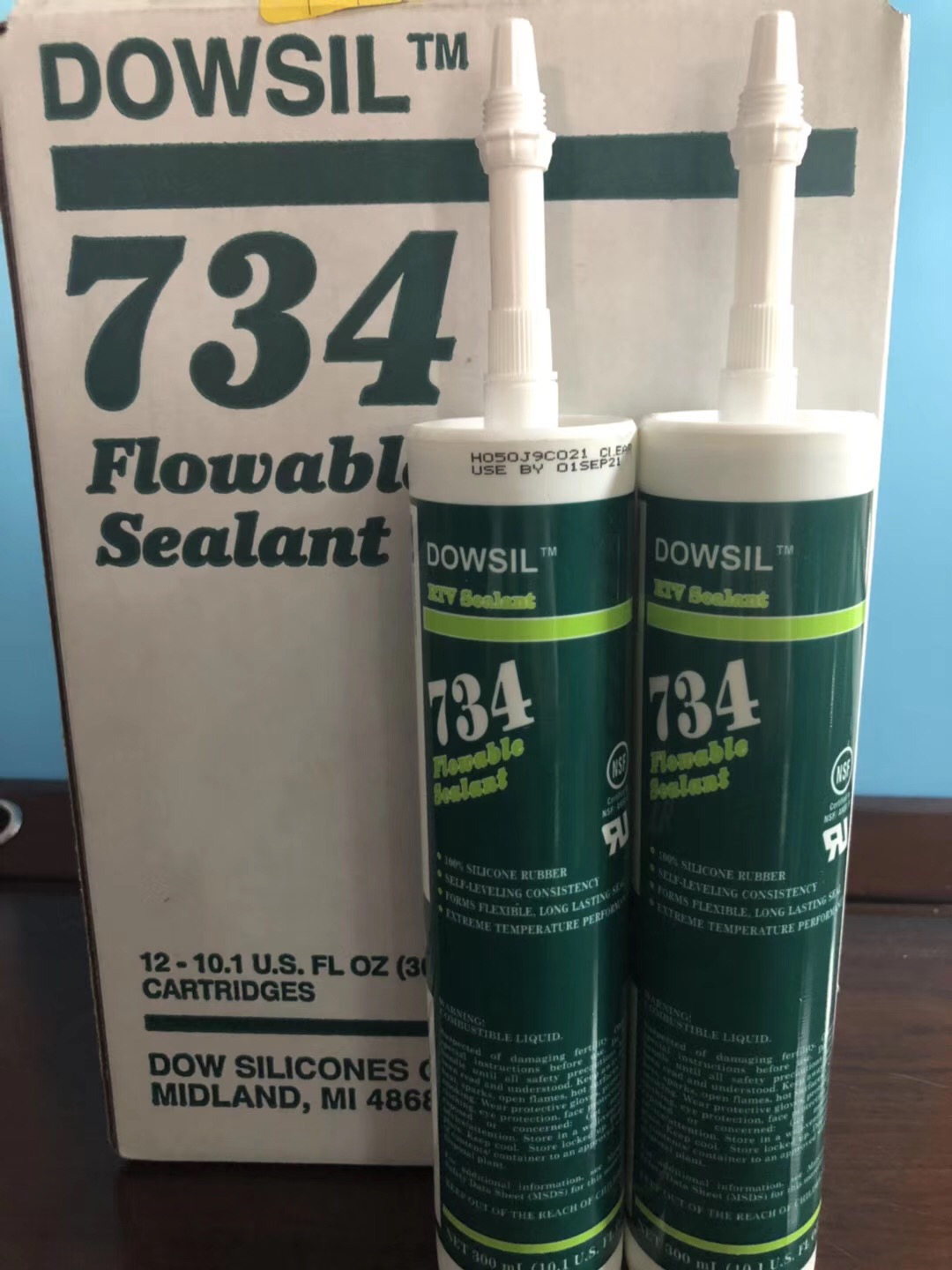 734